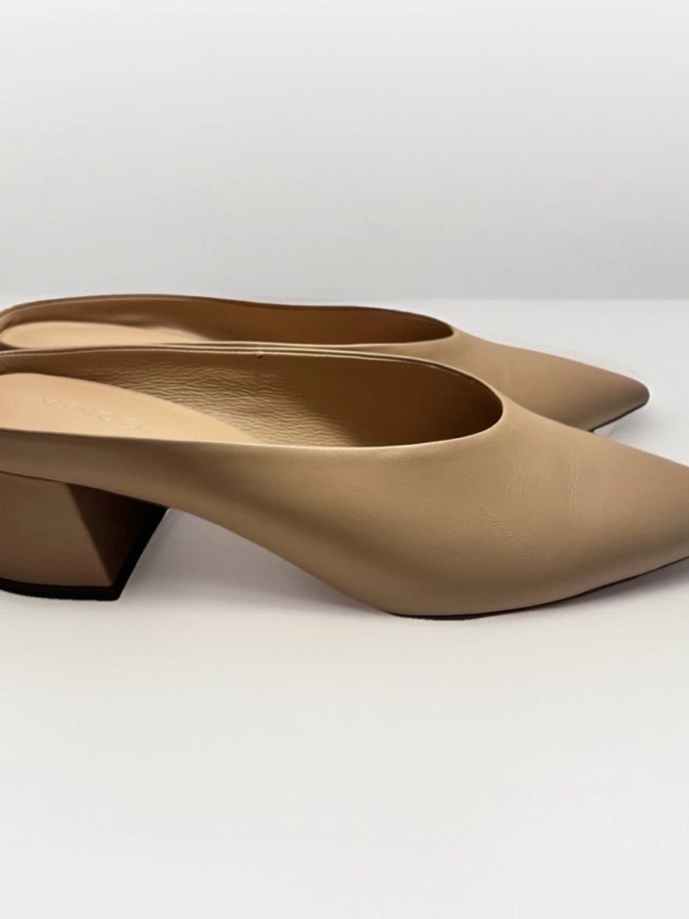 Vince Ralston Leather Pointy Toe Mule in Nude Size 9.0 - Picture 5 of 16